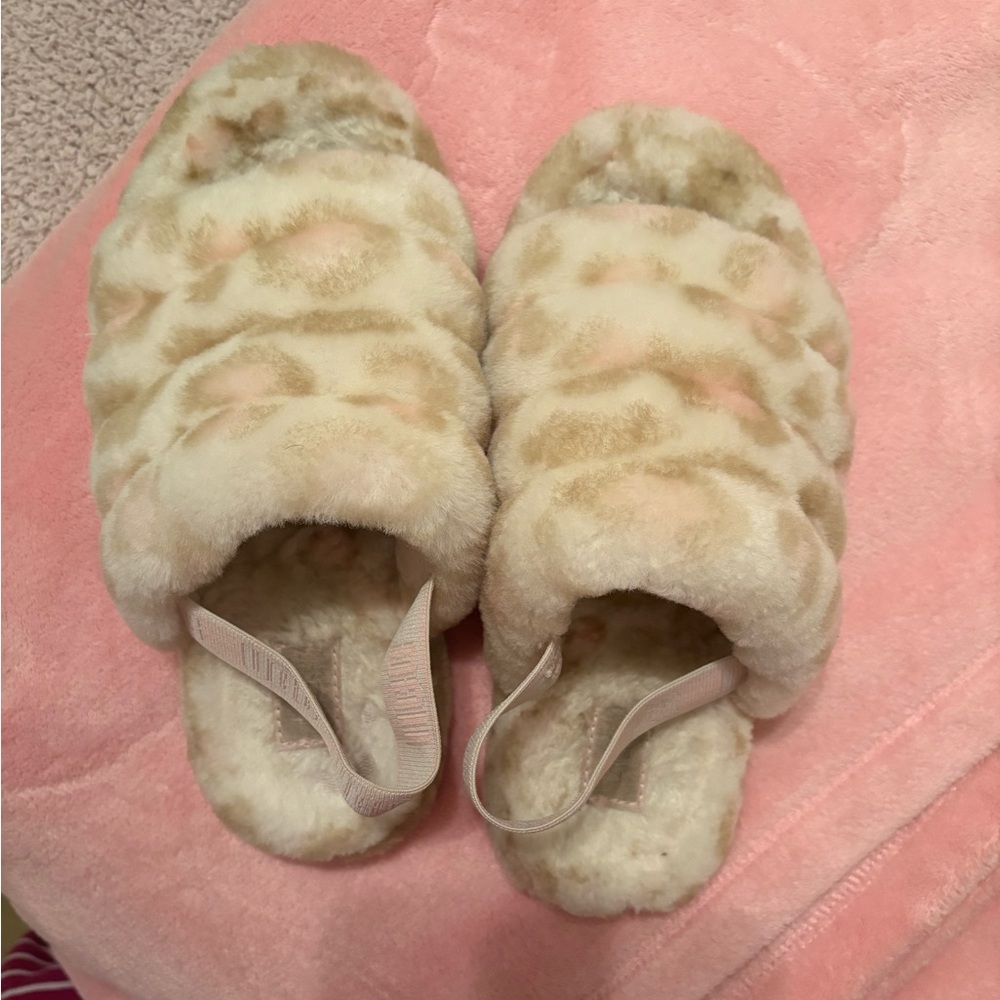 Ugg leopard slippers